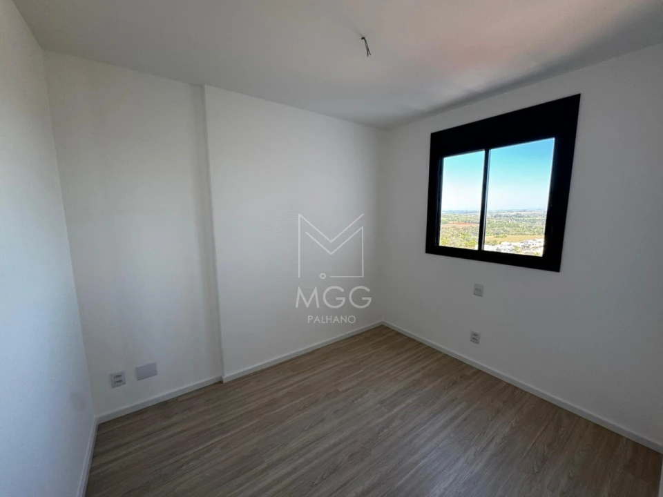 APARTAMENTO EDIFÍCIO SENSE