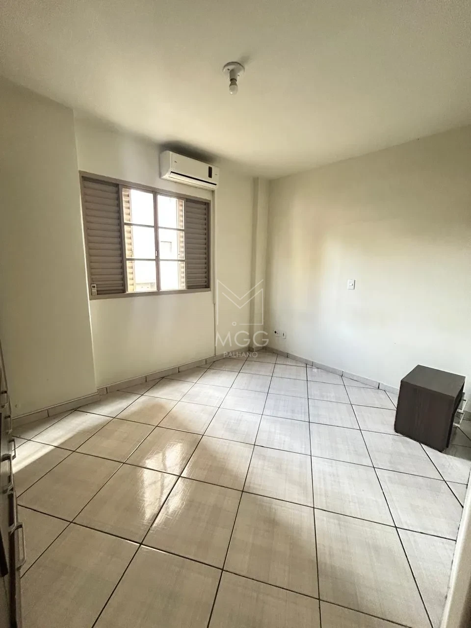APARTAMENTO EDIFÍCIO CAVIÚNA