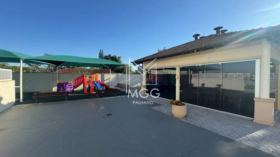 APARTAMENTO EDIFÍCIO PIAZZA DI ROMA