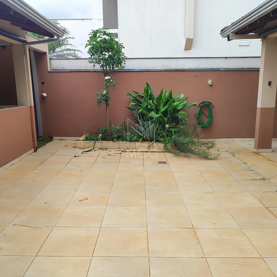 Condomínio Royal Forest