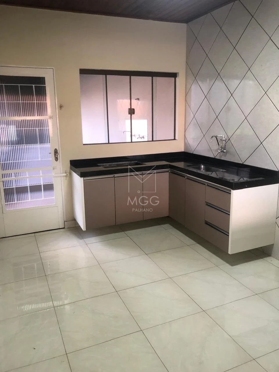 CASA JARDIM BANDEIRANTES