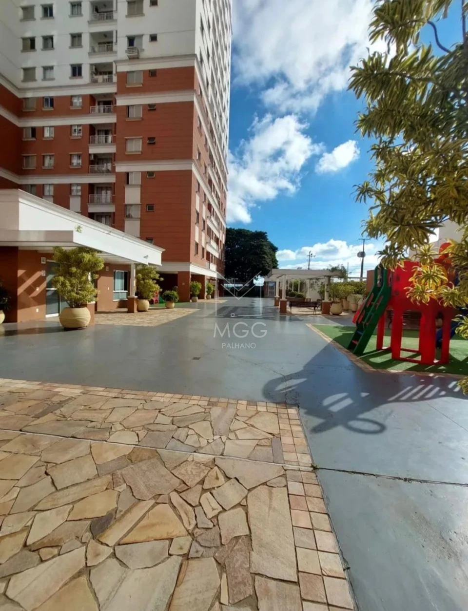 APARTAMENTO GARDEN CATUAÍ