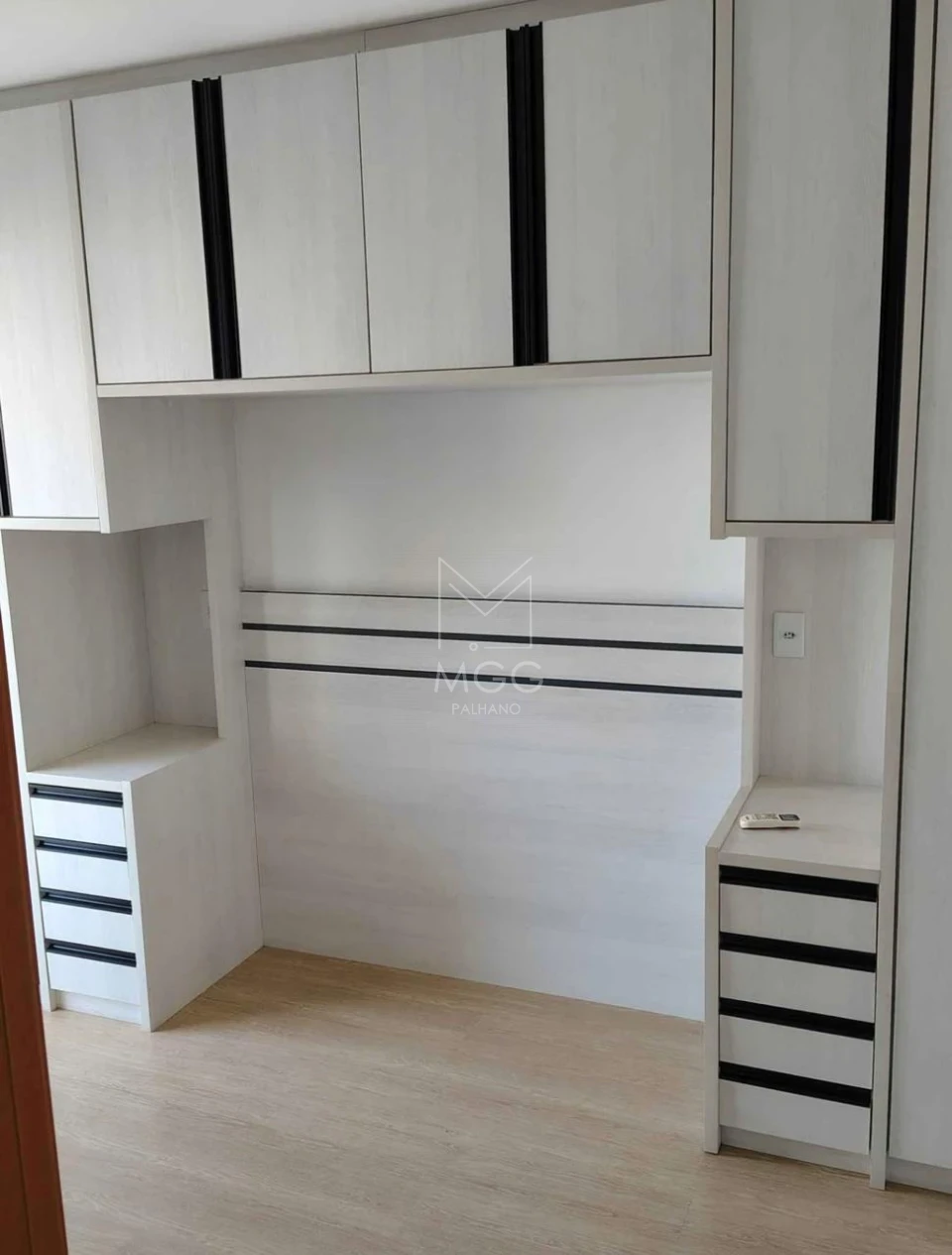 APARTAMENTO CONDOMÍNIO MAX LIVING