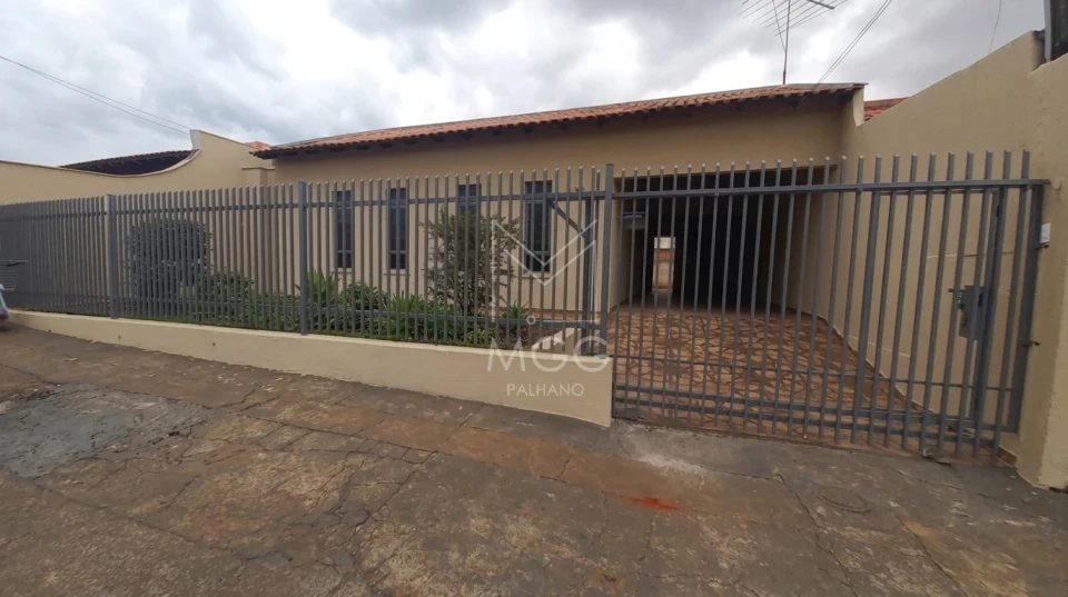 Imóvel Comercial/Residencial com Estrutura para Multi-Salas na Avenida Principal (Jd. Novo Bandeirantes / Sabará I)