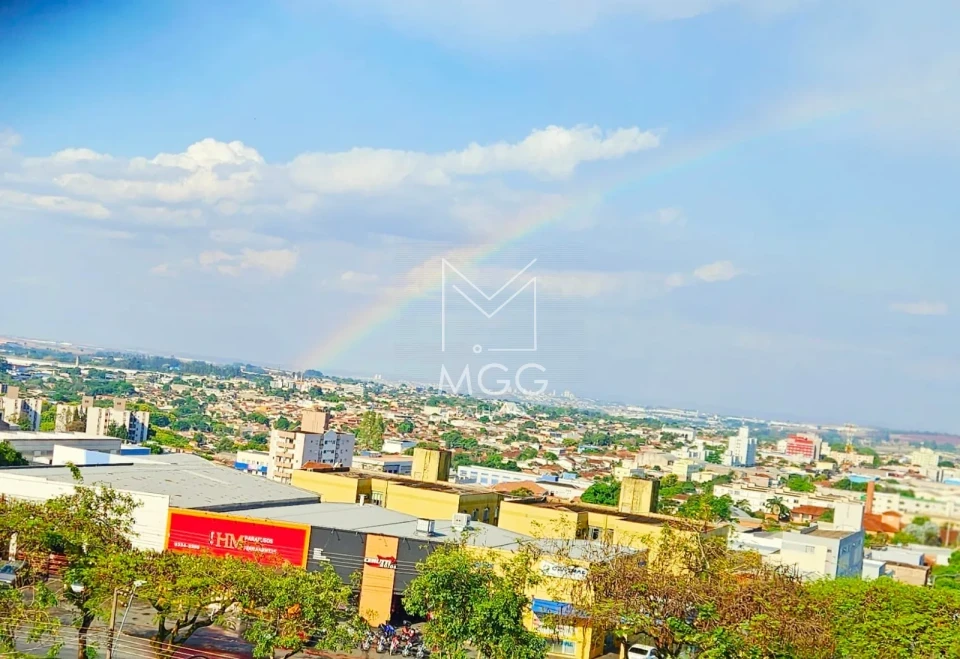 APARTAMENTO EDIFÍCIO FLORESTA NEGRA