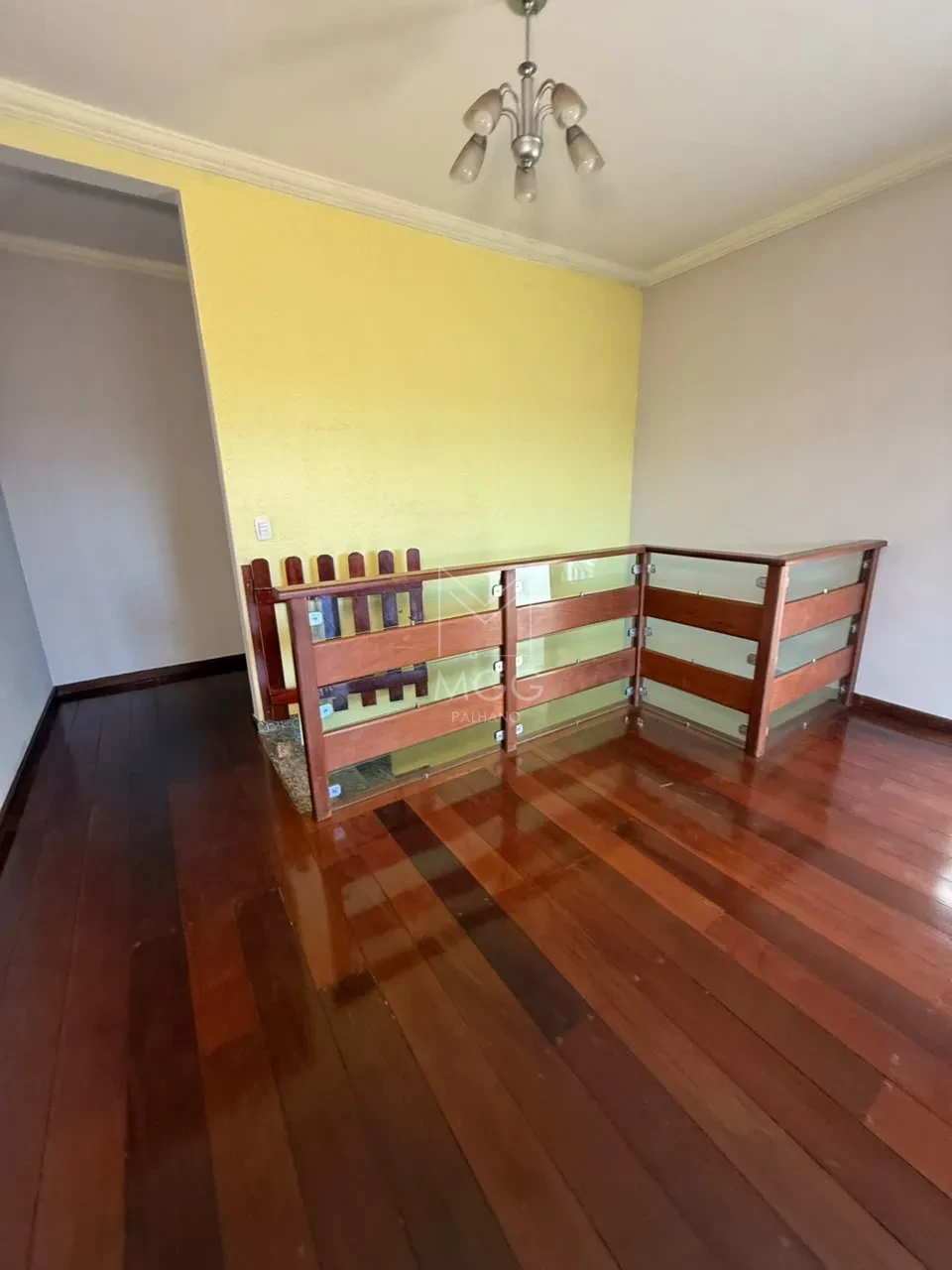 CASA SOBRELOJA . JARDIM IMAGAWA. LOCAÇÃO