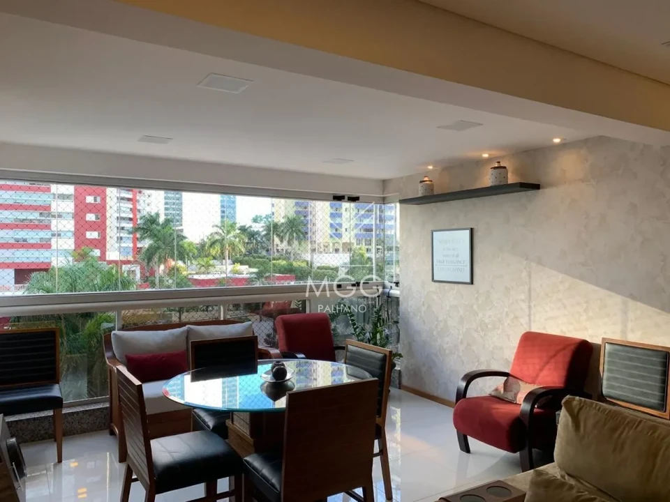 APARTAMENTO EDIFÍCIO FERNANDO PESSOA