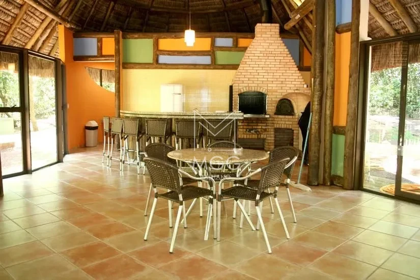 CASA CONDOMÍNIO ROYAL FOREST