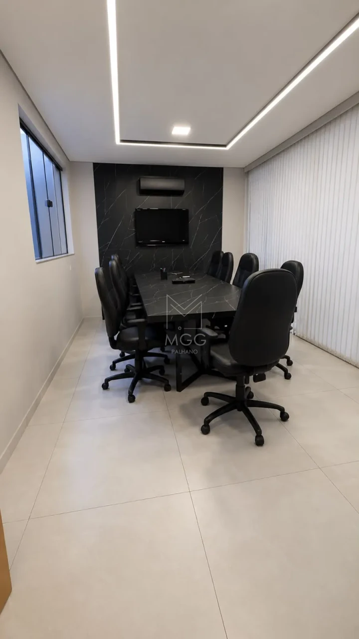 PRÉDIO COMERCIAL