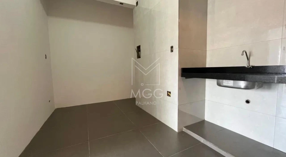 APARTAMENTO EDIFÍCIO TOKIO