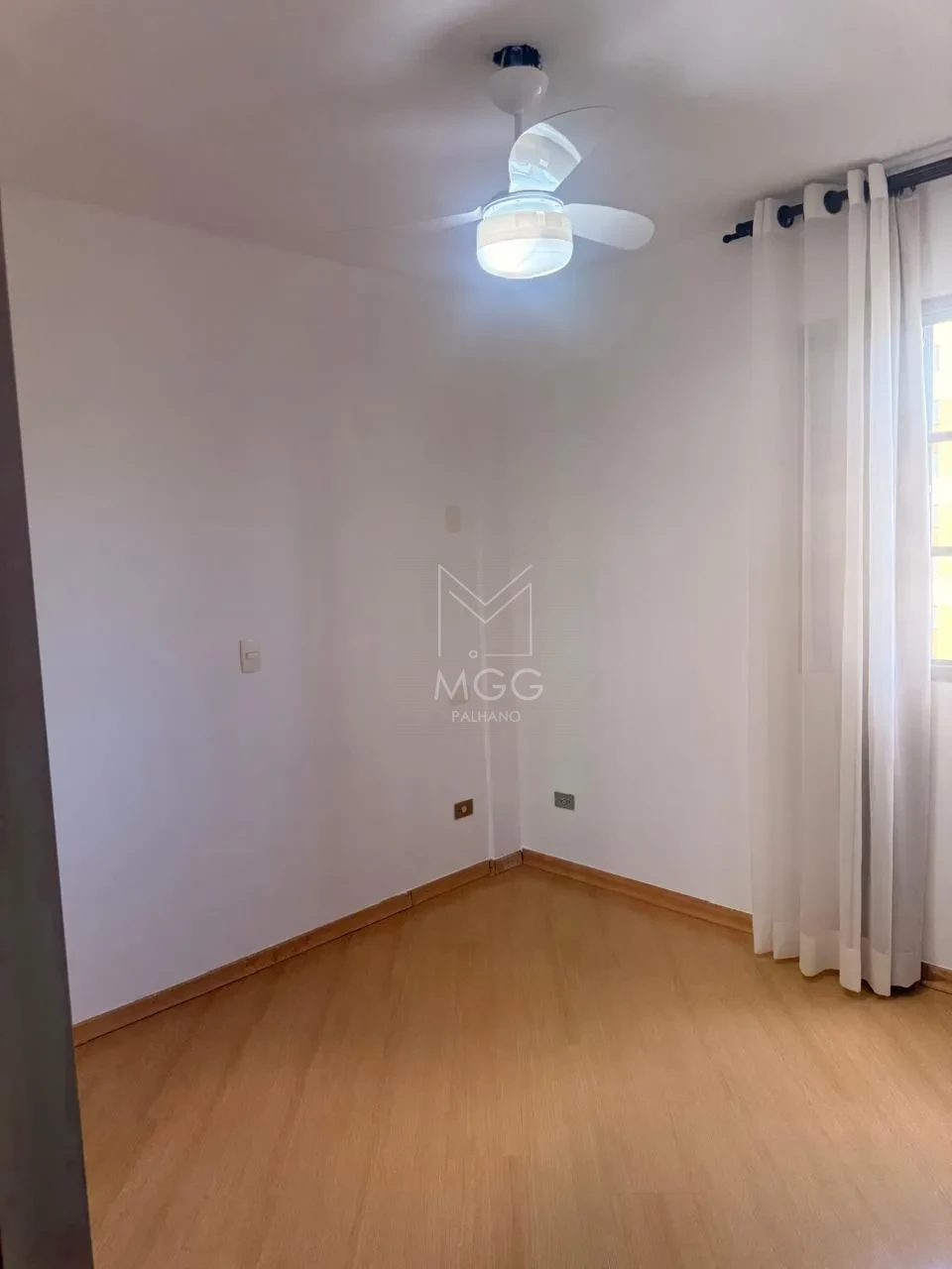APARTAMENTO RESIDENCIAL DO LAGO 1