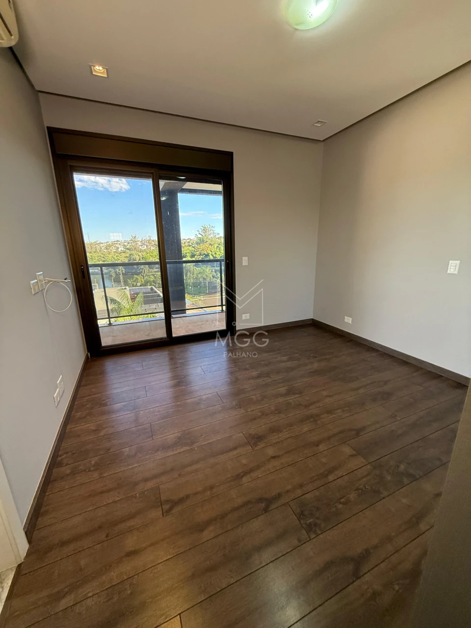 Condomínio Royal Park