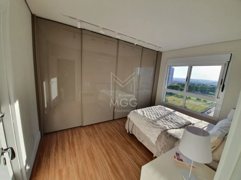 Apartamento de Alto Padrão no Oxford Village em Londrina: 3 Suítes, Varanda Gourmet e Completo em Planejados Evviva