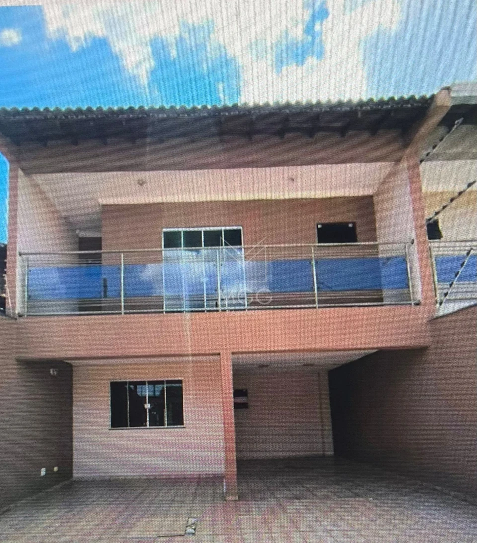 Casa à venda no Jardim Santo Amaro - Cambé