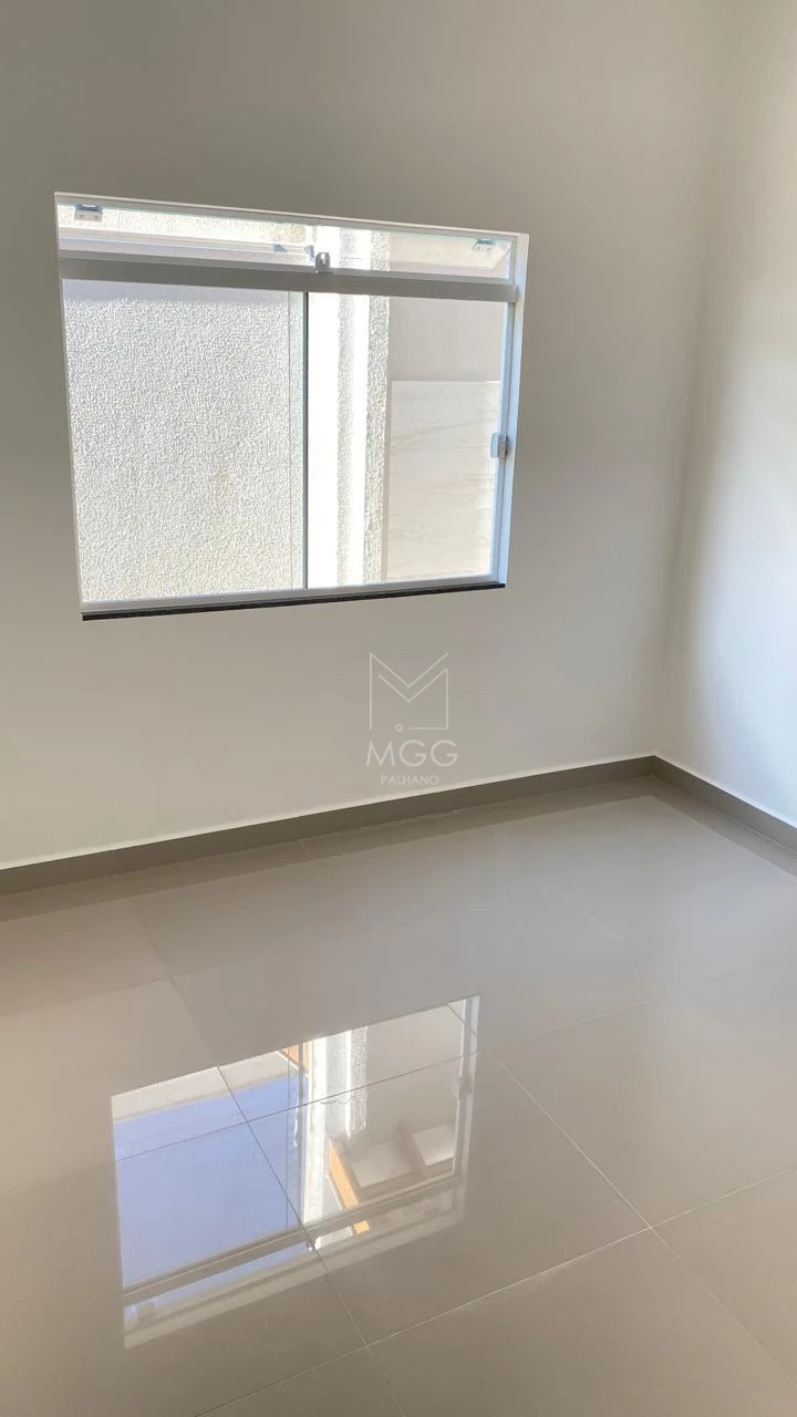 CASA À  VENDA NO JARDIM SABARÁ