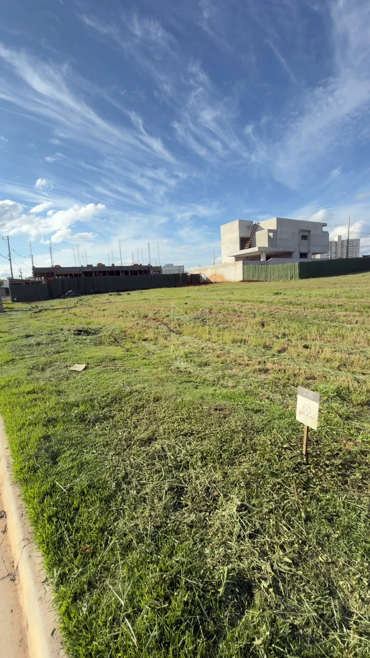 TERRENO CONDOMÍNIO PAYSAGE INDAIÁ
