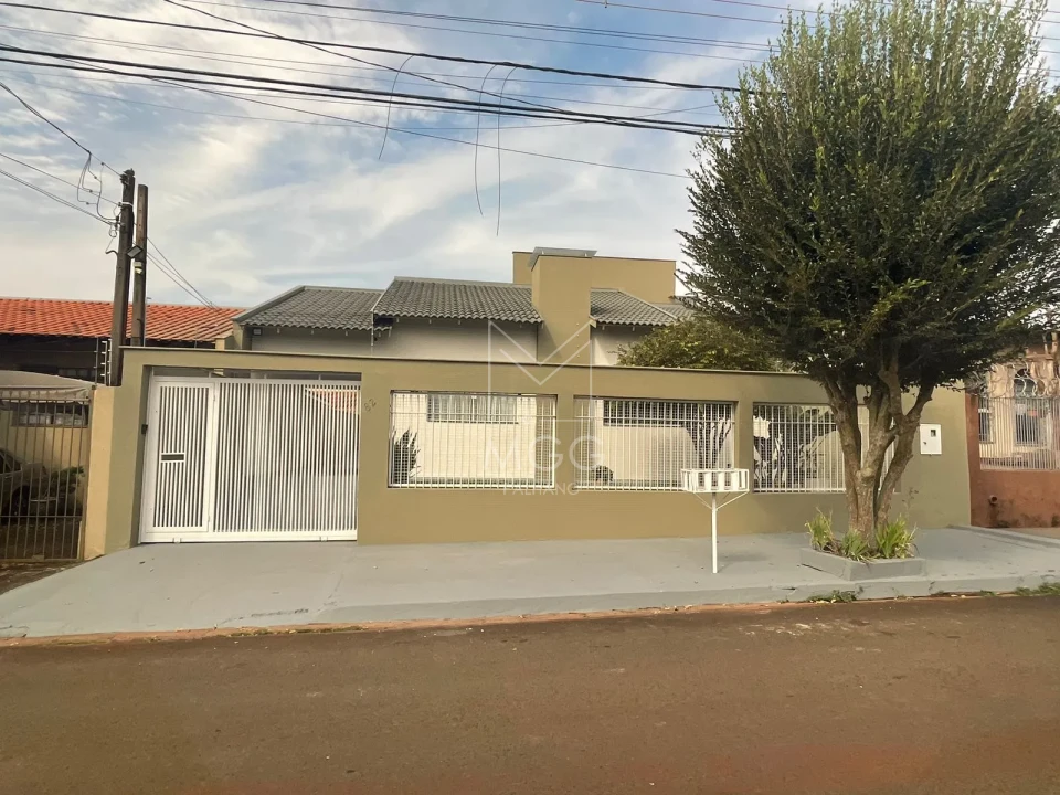 Casa à venda /bairro Brasília. zona leste. Londrina
