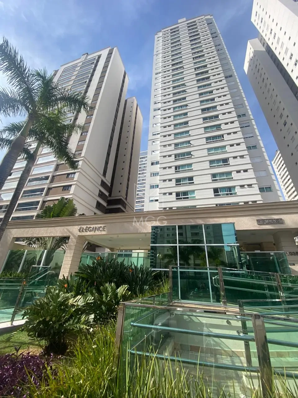 APARTAMENTO EDIFÍCIO ELÉGANCE