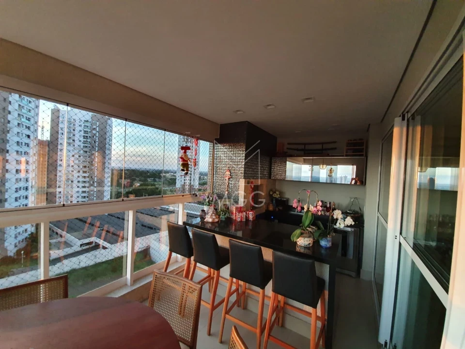 Apartamento de Alto Padrão no Oxford Village em Londrina: 3 Suítes, Varanda Gourmet e Completo em Planejados Evviva