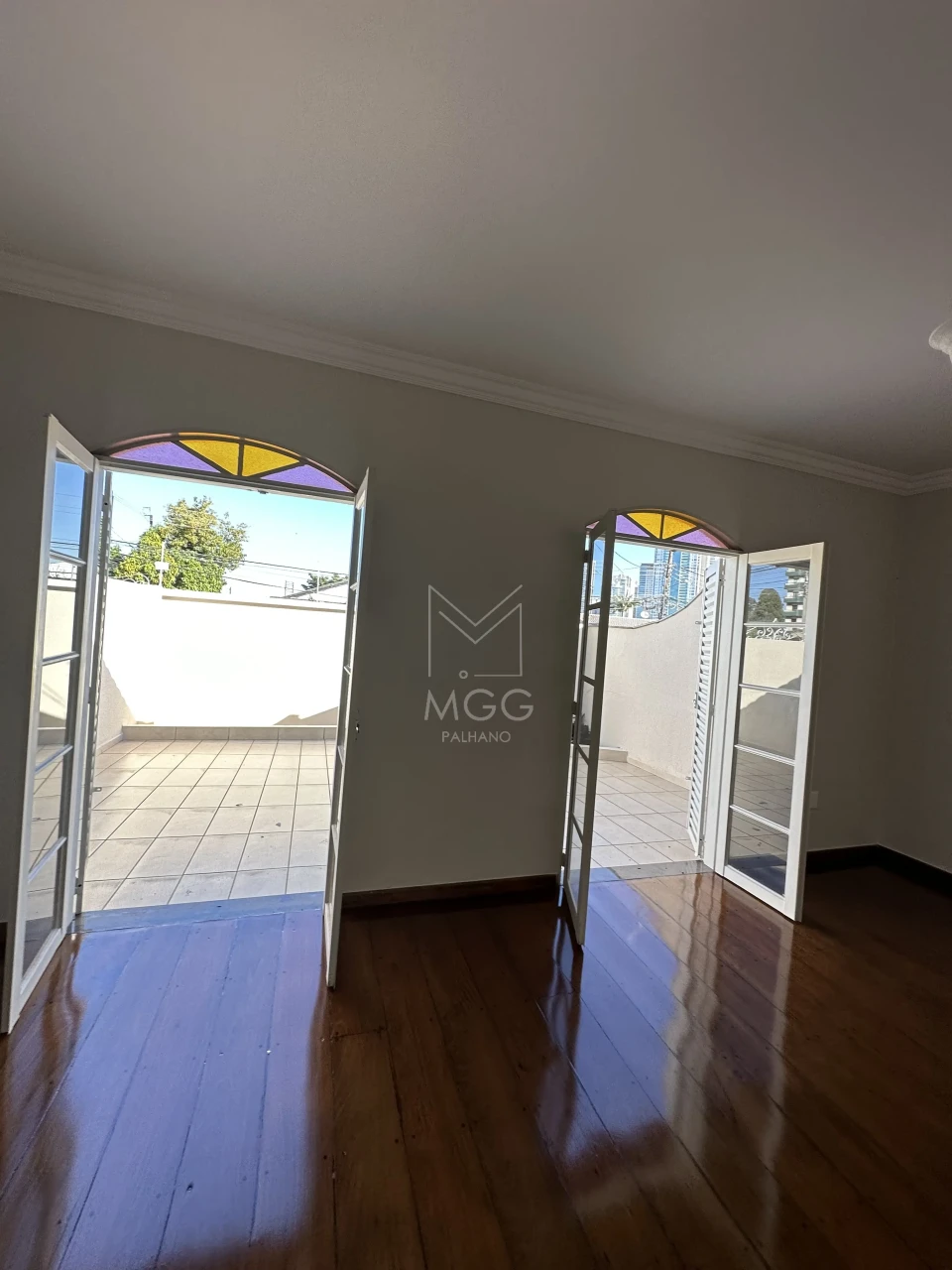 CASA COMERCIAL RUA PARANAGUÁ