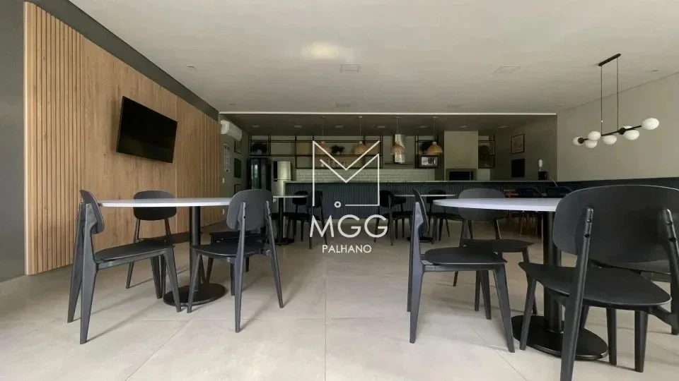 APARTAMENTO EDIFÍCIO CARMEL