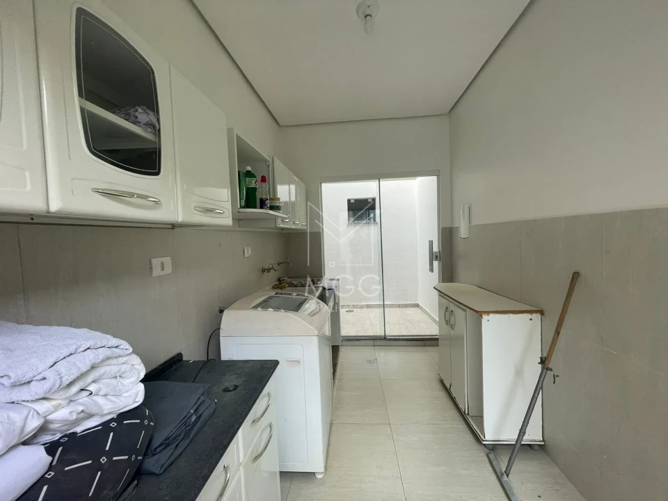 Casa à venda /bairro Brasília. zona leste. Londrina