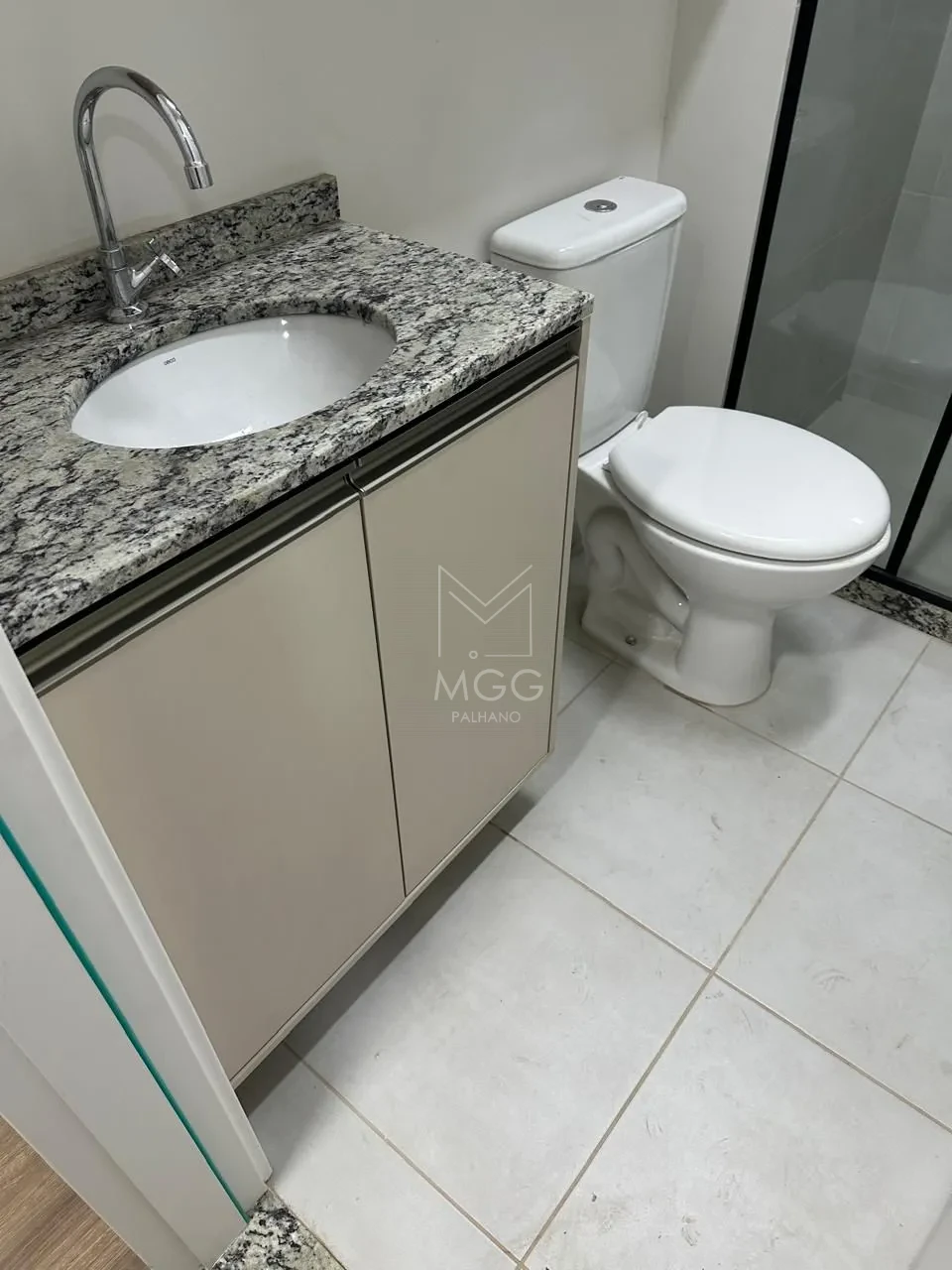 APARTAMENTO EDIFÍCIO CARMEL