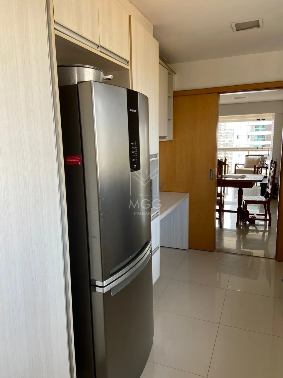 Edifício Poty Lazzarotto