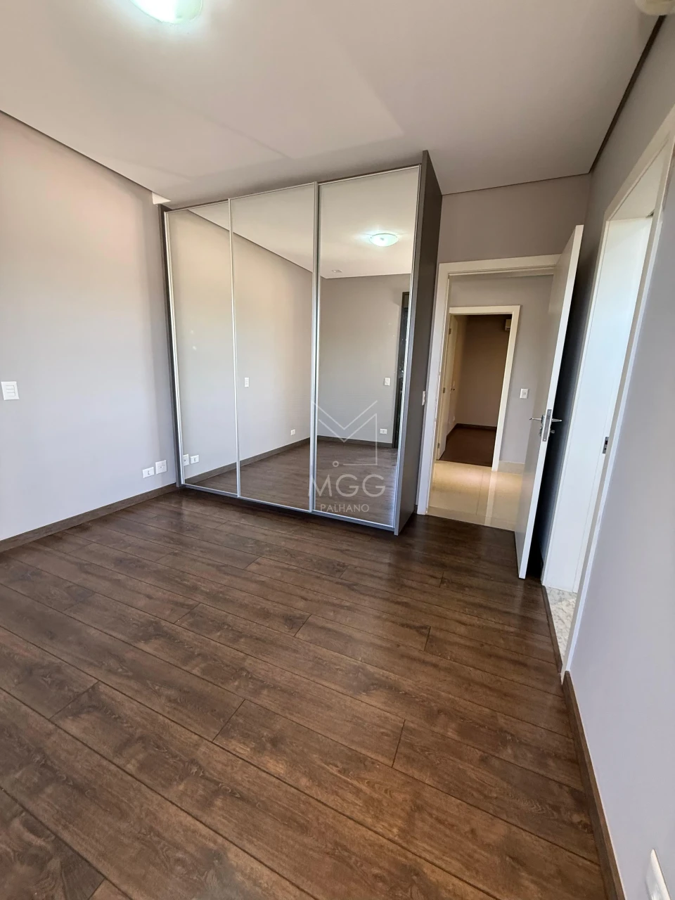 Condomínio Royal Park