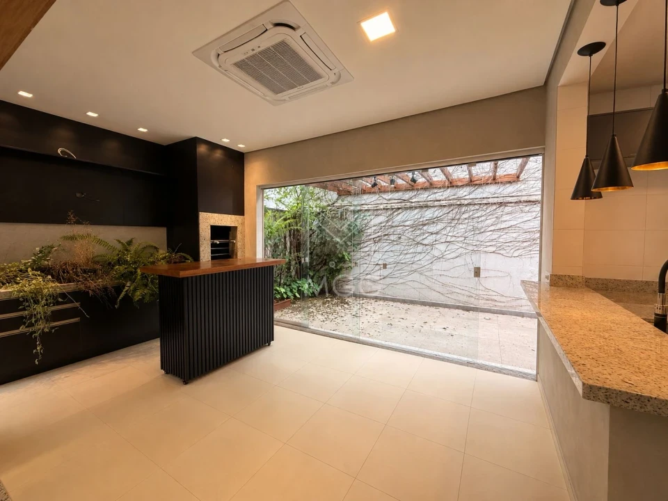 Casa para locação no Condomínio Royal Maison