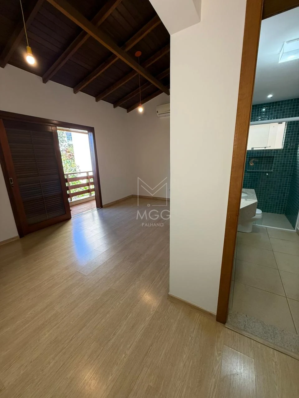 CASA CONDOMÍNIO ROYAL FOREST