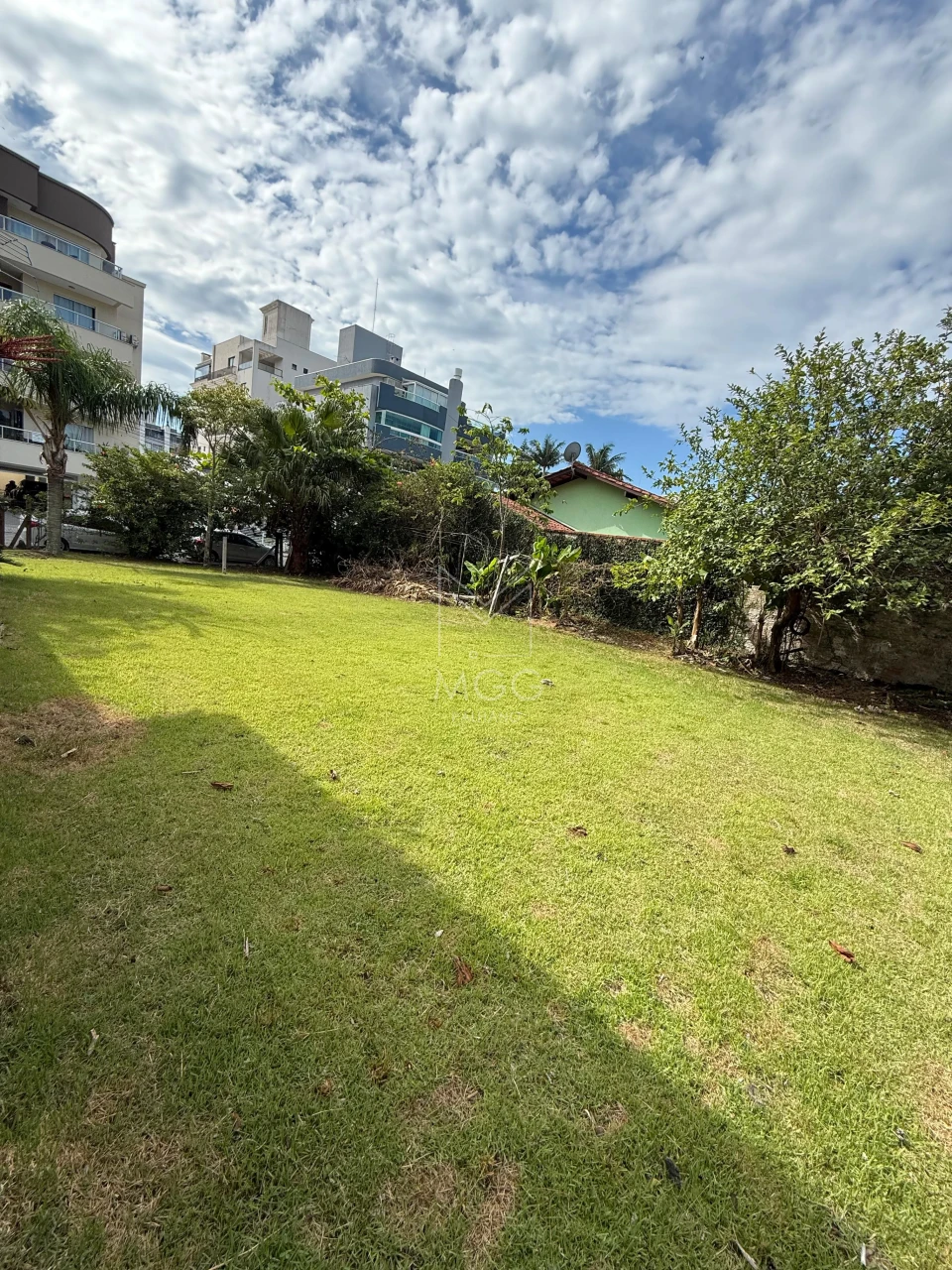 2 Terrenos - Bombinhas