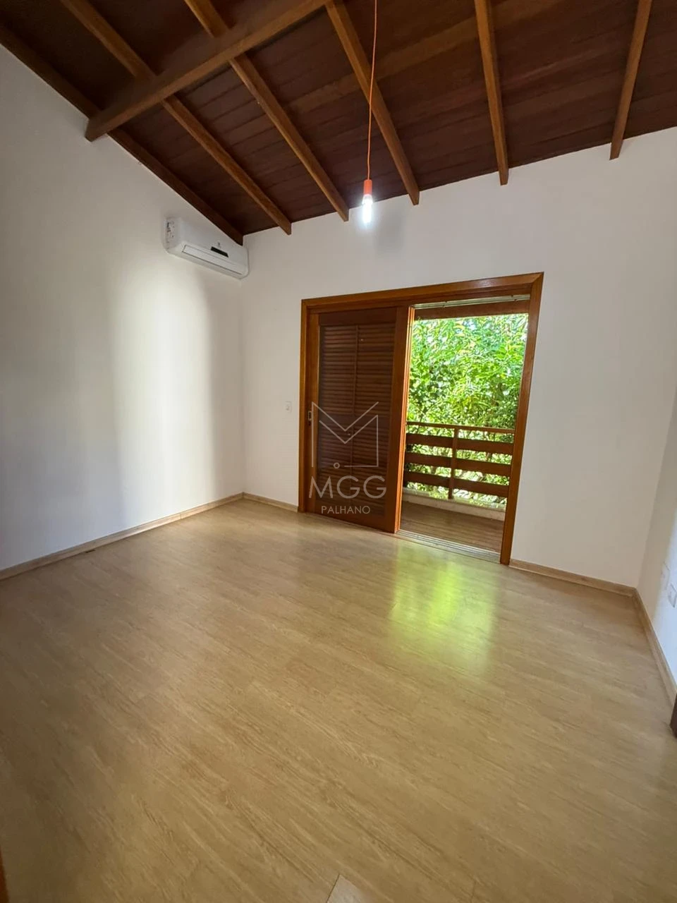 CASA CONDOMÍNIO ROYAL FOREST