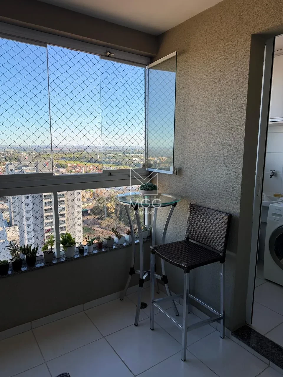 APARTAMENTO EDIFÍCIO TORRES INGLATERRA