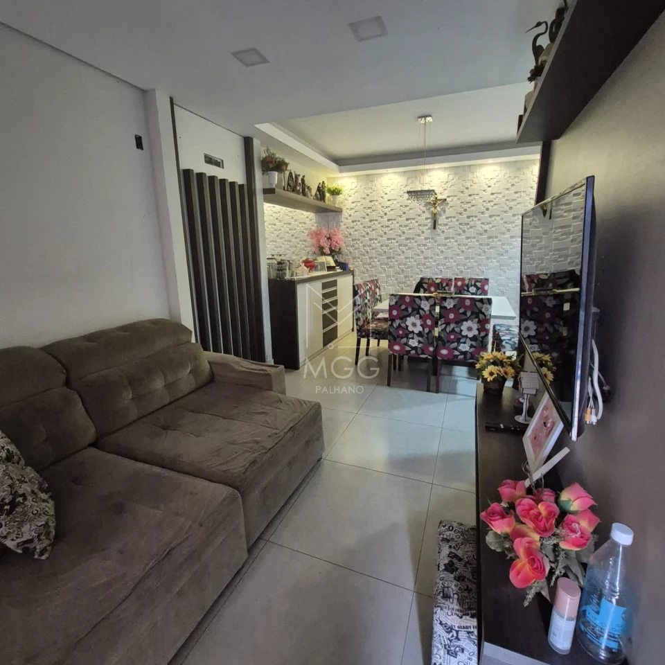 Casa à venda no Jd. Cafezal