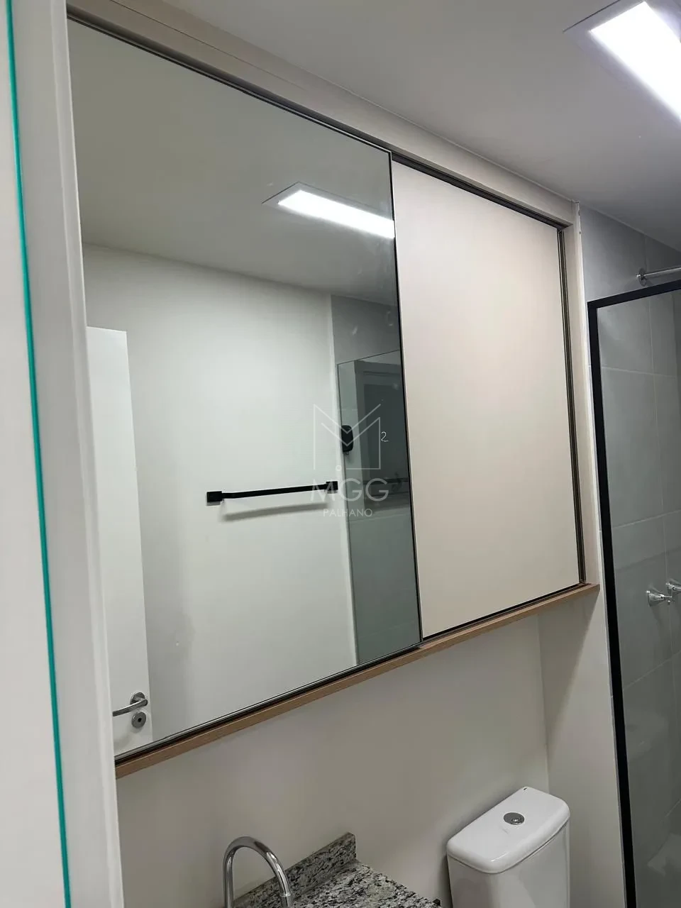APARTAMENTO EDIFÍCIO CARMEL