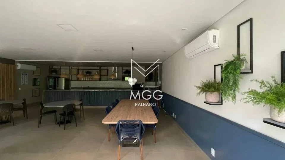 APARTAMENTO EDIFÍCIO CARMEL