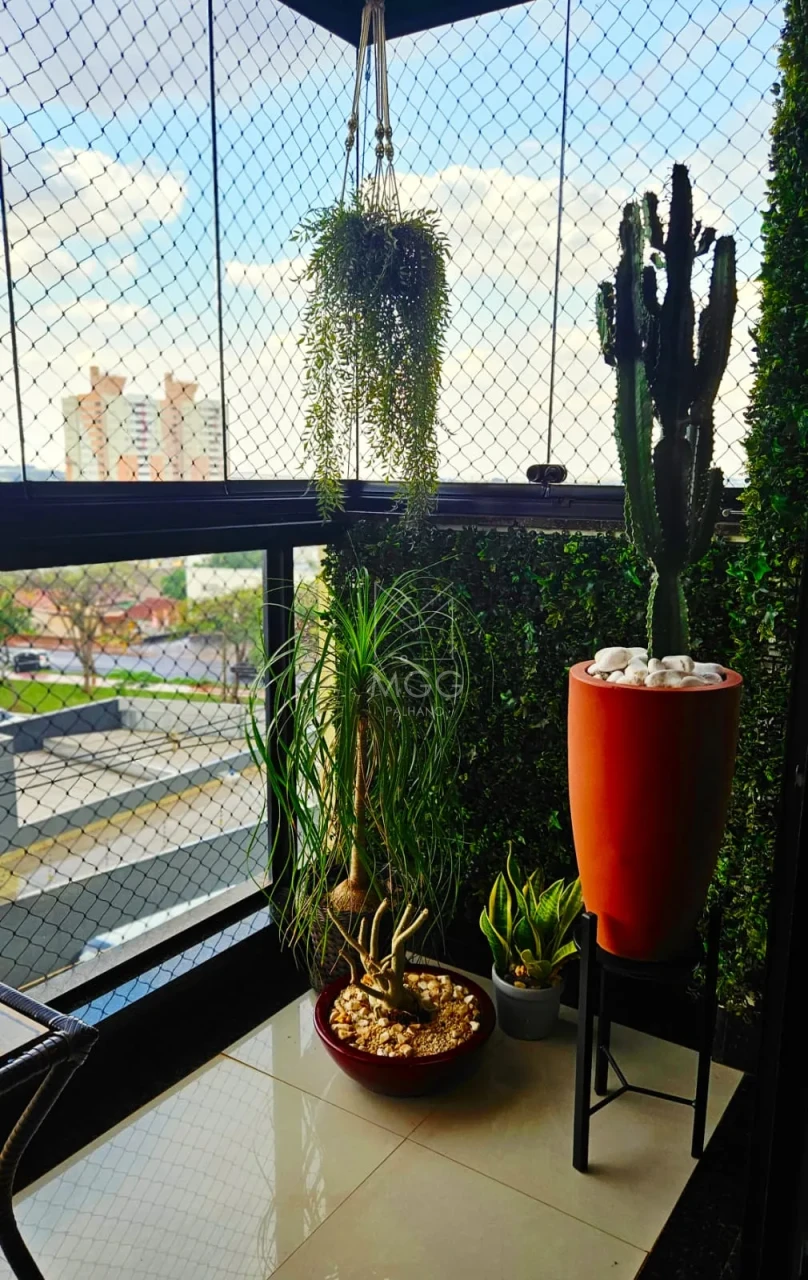 APARTAMENTO EDIFÍCIO FLORESTA NEGRA