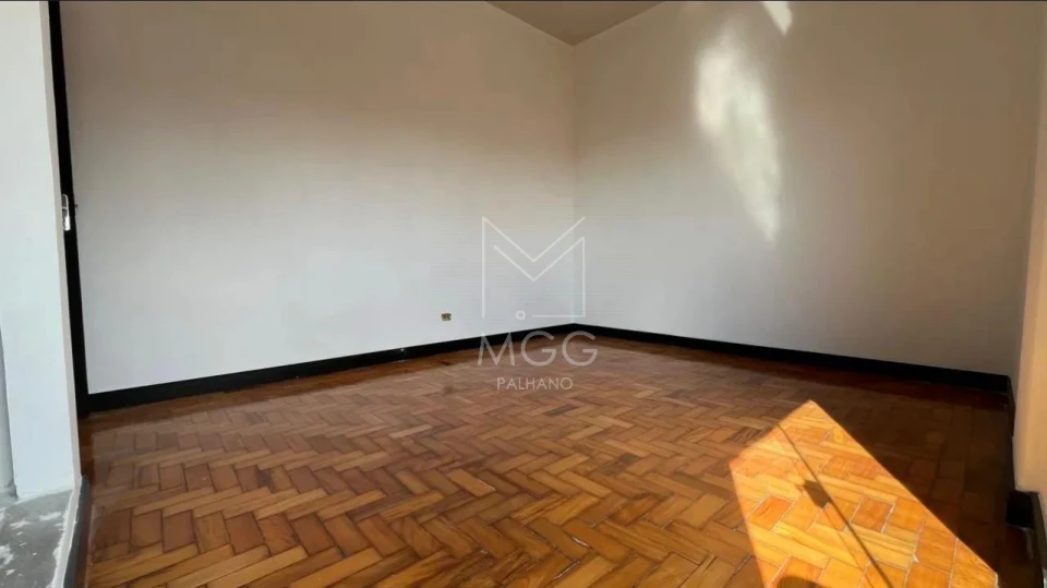 APARTAMENTO EDIFÍCIO TOKIO