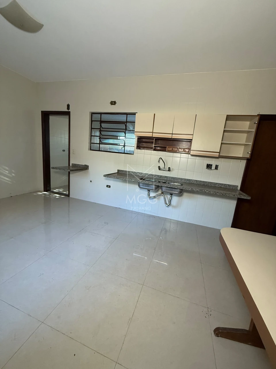 Casa na Rua Deputado Nilson Ribas, nº 1173