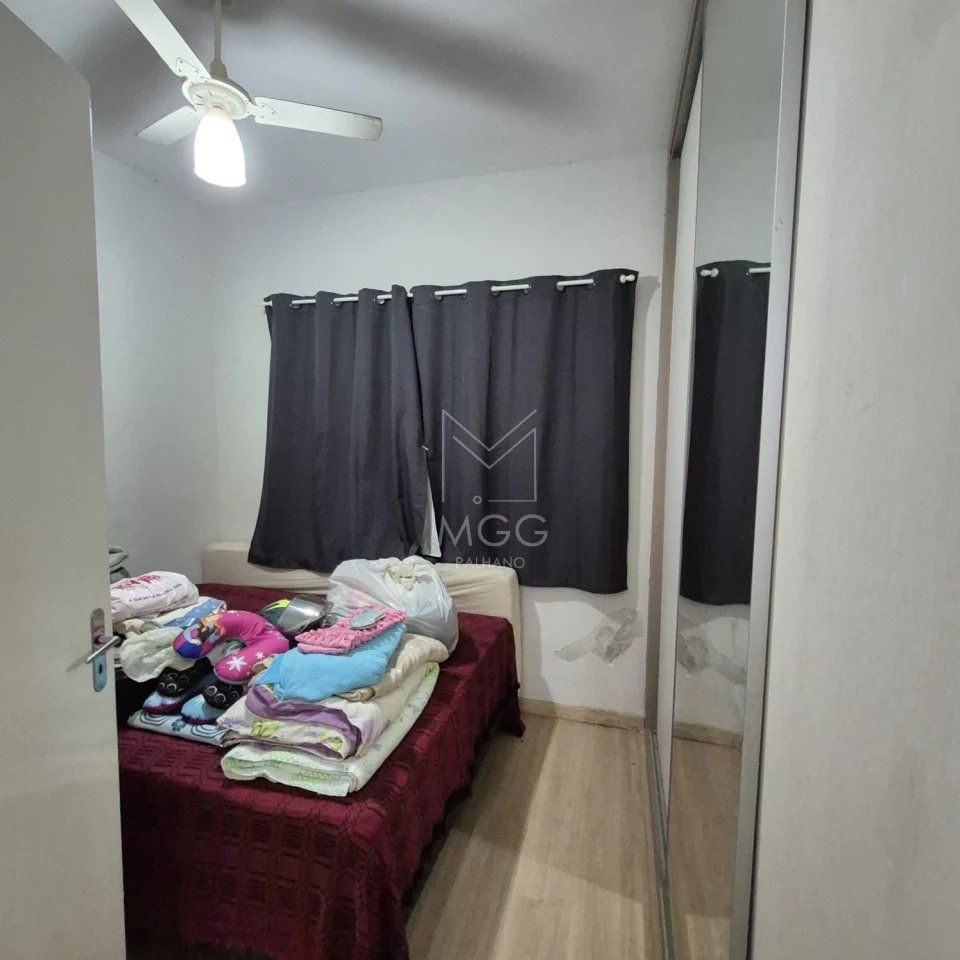 Casa à venda no Jd. Cafezal