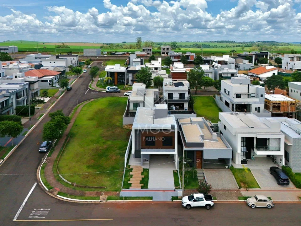 CONDOMINIO ARANGUÁ - PARQUE TAUÁ
