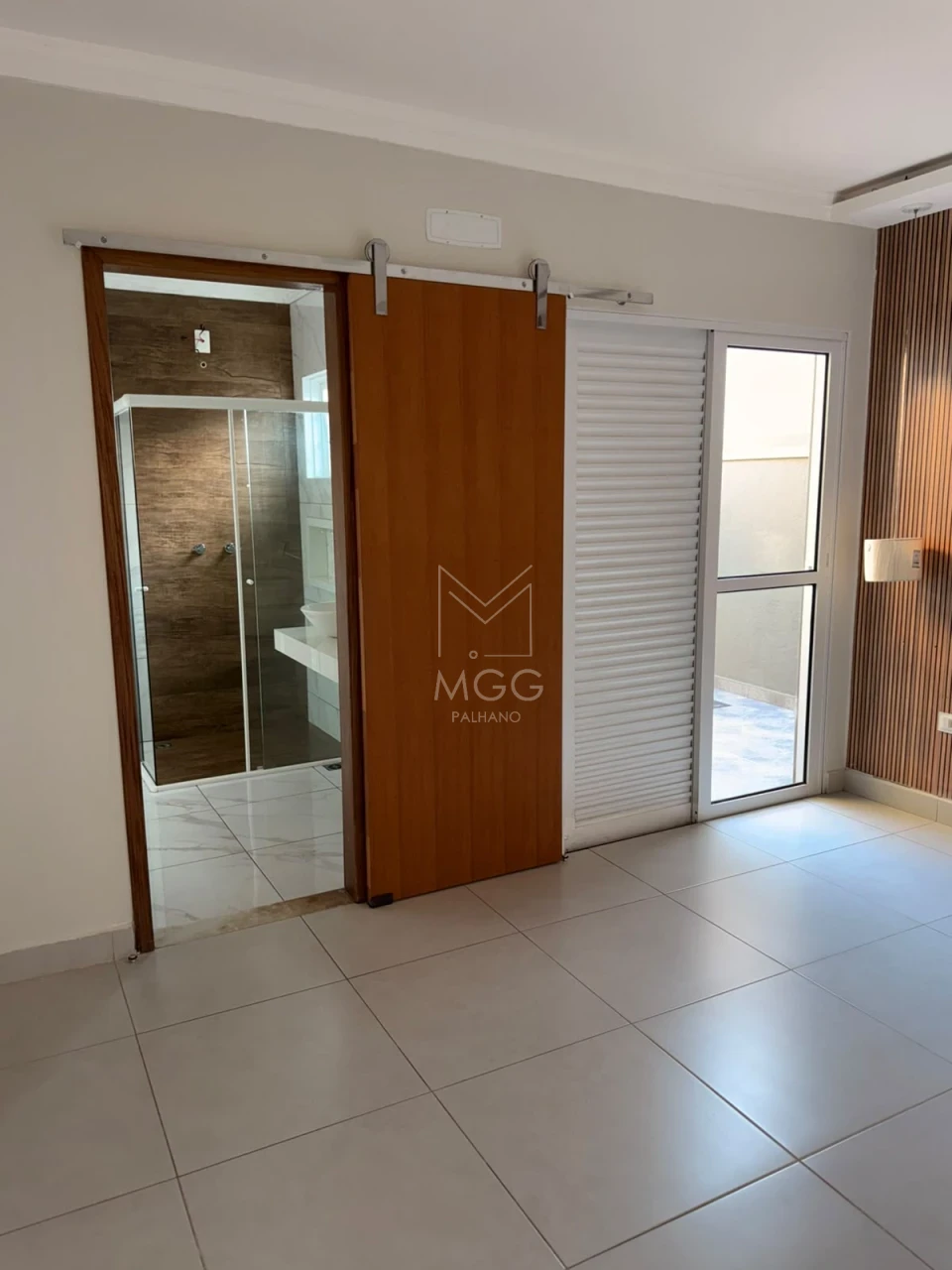 CASA JARDIM MILTON MENEZES - PRÓXIMO AV. ROBERT KOCH