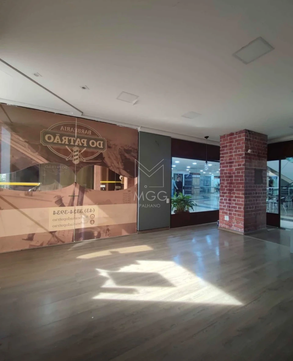 SALA COMERCIAL OSCAR FUGANTI