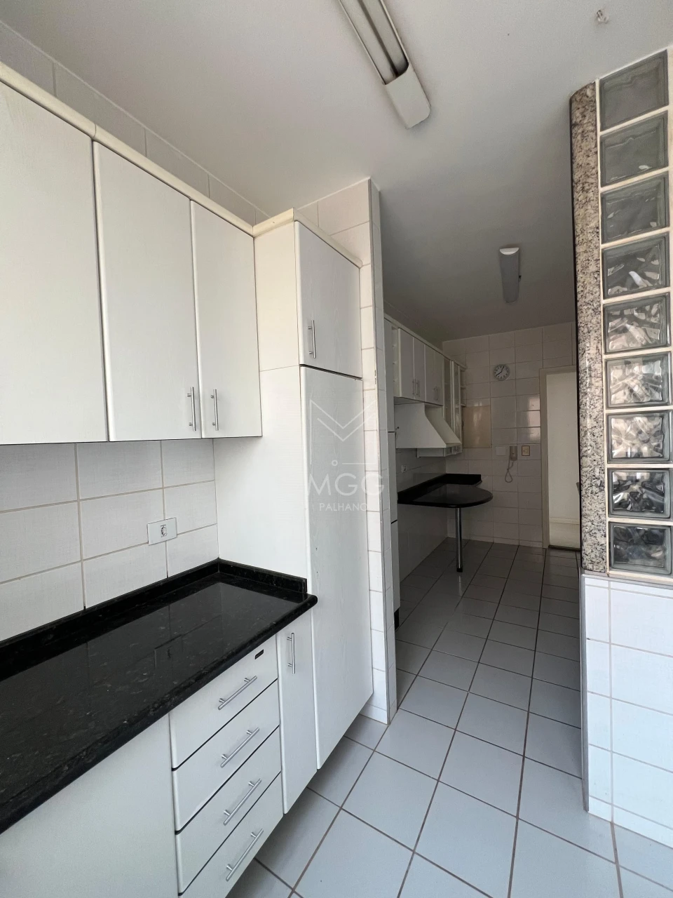 APARTAMENTO EDIFÍCIO PORTOBELLO