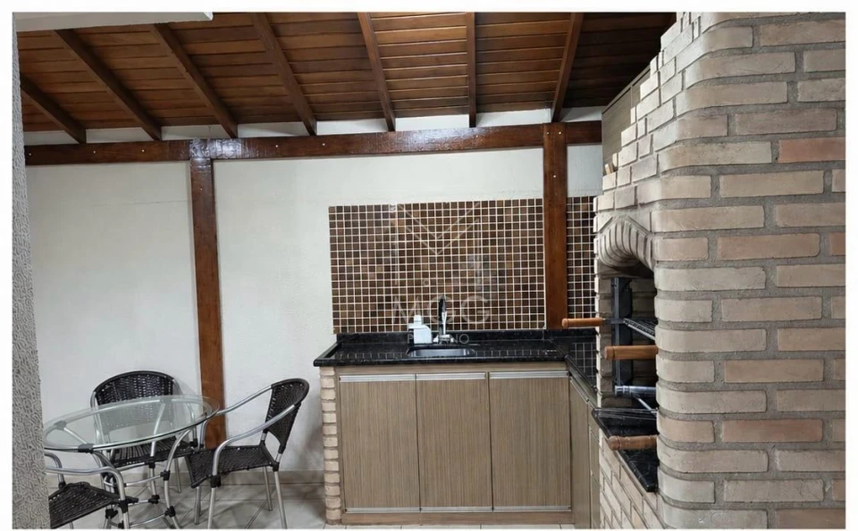 CASA CONDOMÍNIO RESIDENCIAL VALE DAS PEDRAS