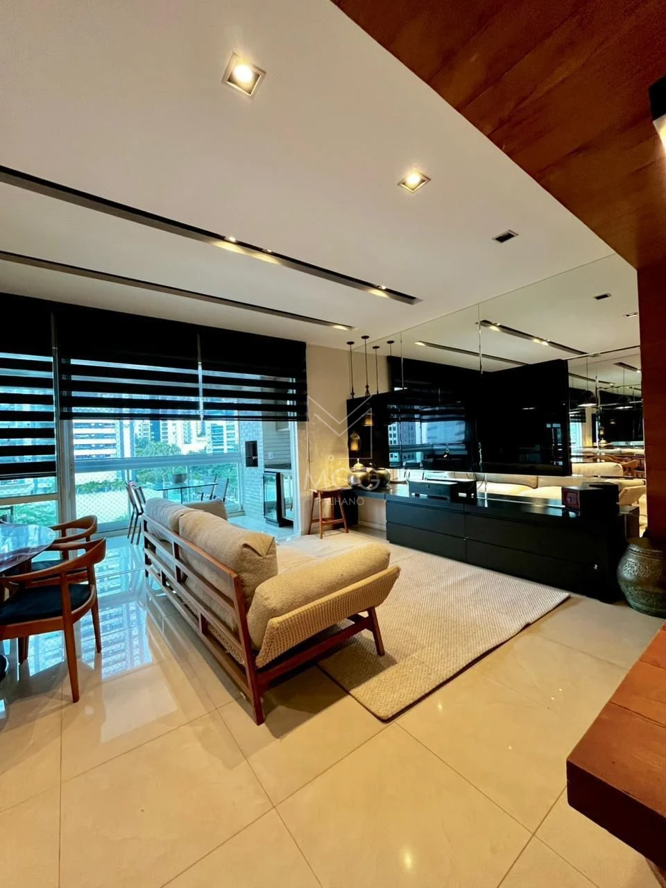 APARTAMENTO EDIFÍCIO MAISON MURANO