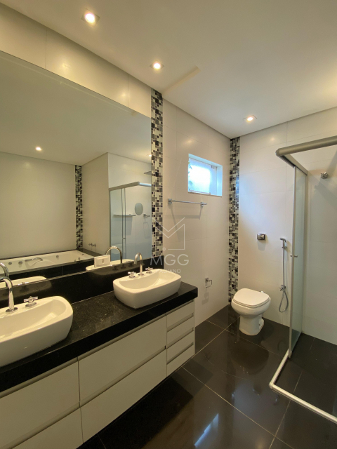 Casa condomínio Alphaville 2