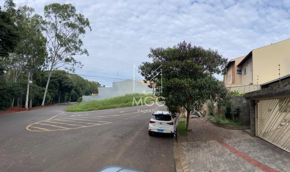 TERRENO PRÓXIMO AV. MARINGÁ