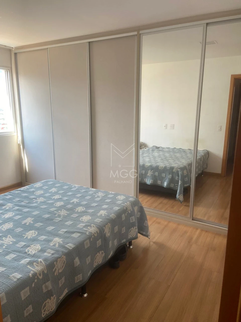 Edifício Poty Lazzarotto